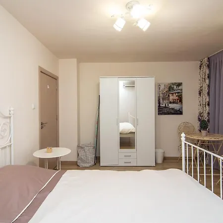 Cozy 2 Bedroom Flat 4 Guests Close To Sea And Center * Varna