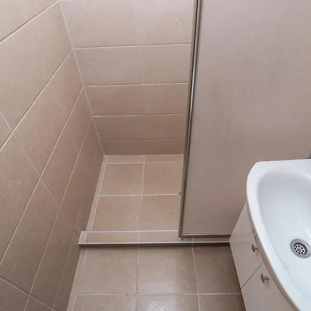 Cozy 2 Bedroom Flat 4 Guests Close To Sea And Center Варна